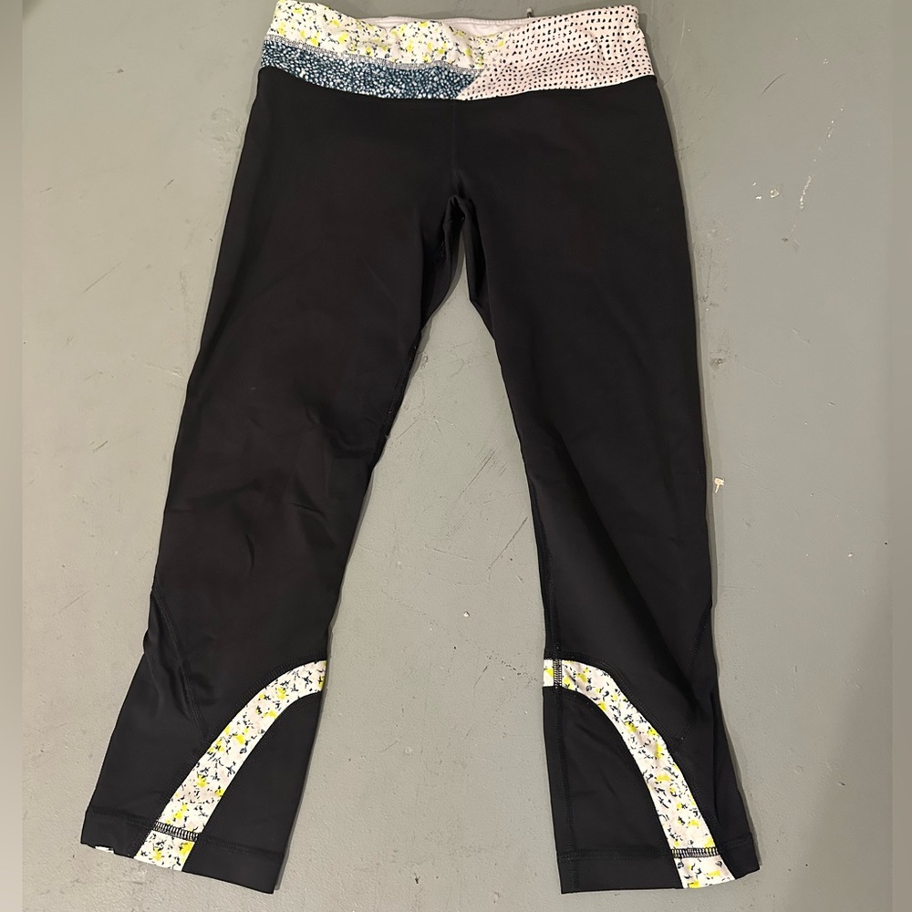 lululemon Run Inspire crop leggings black floral quilt